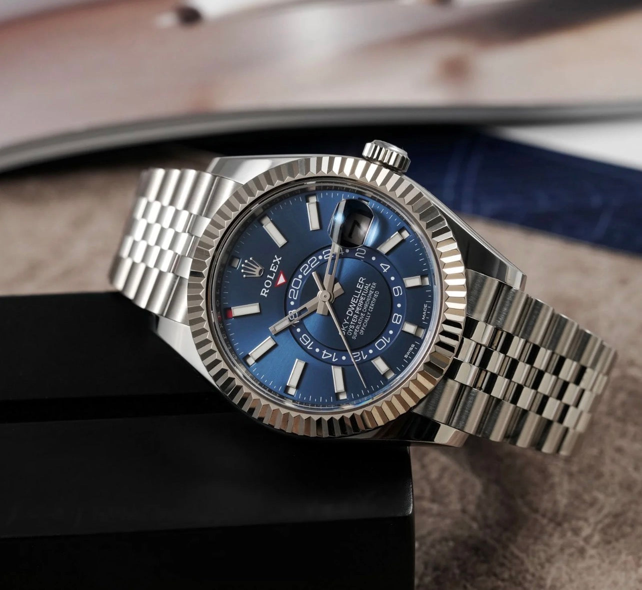 Rolex Sky Dweller Bleu