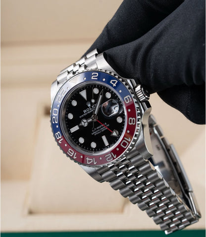 Rolex GMT-MASTER II “pepsi”